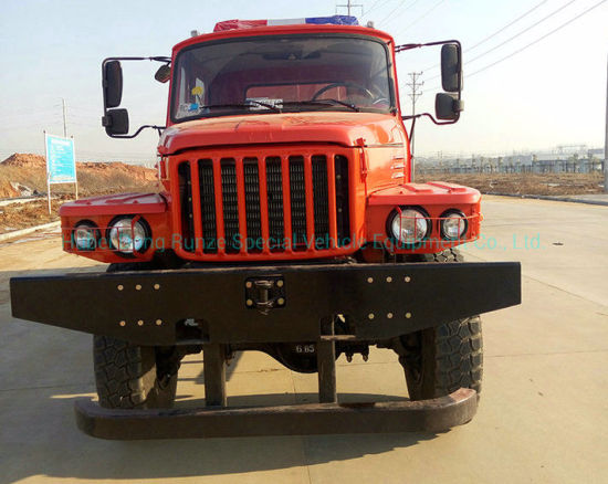 off Road 6X6 Water Tanker Fire Truck for Forest Fire Fighting 7000L (1849 Gallons)
