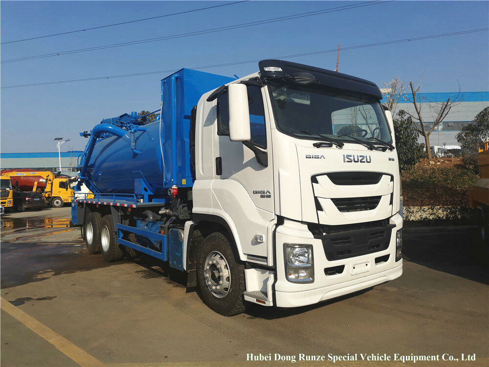 ISUZU GIGA Combination Jet Suction Trucks- 14000Liters Sewage+4000Liters Clean Water 