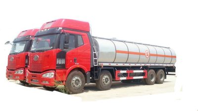 FAW Road Tanker Truck with Insulation Layer for Heat Bitumen, Liquid Asphalt, Coal Tar Oil, Crude Oil Transport 26, 000L-30, 000liters 12wheels