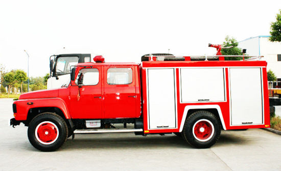 Dongfeng Long Head 4X2 3500L ~4000L Small Water Fire Fighting Truck Sale