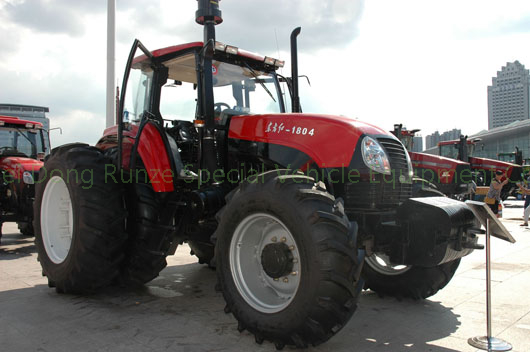 SINOMACH Wheeled tractors MF500 / 1804 export to Ghana price 