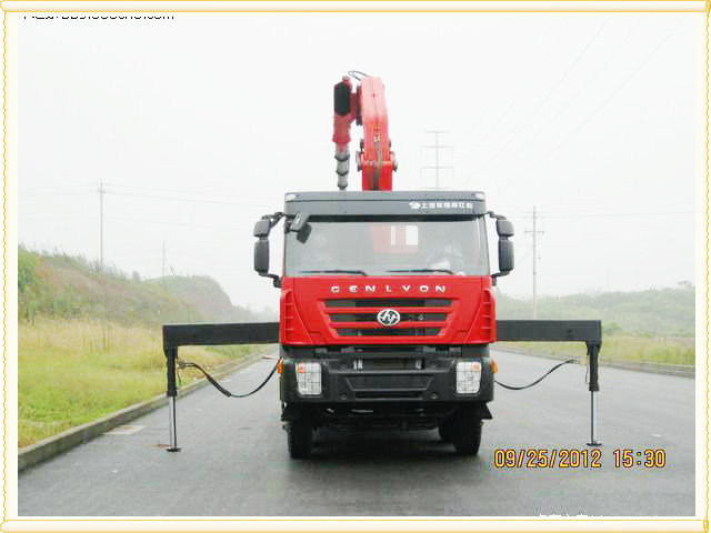 IVECO Technology Truck Mounted Crane 16t xcmg
