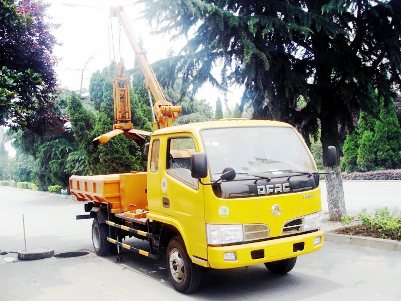 Dredging Tipper Truck Mounted Mud Grab Crane