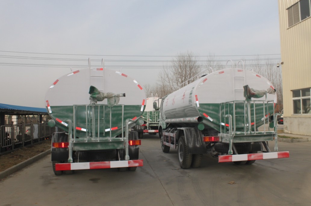 Cheapest 8000 Liters Water Tank Truck