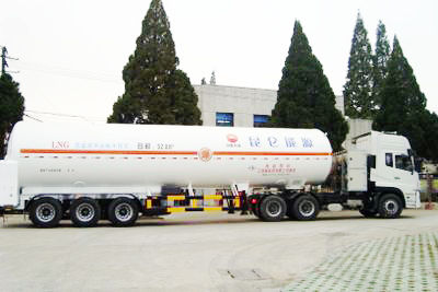 LNG Cryogenic Liquid Lorry Tanker 