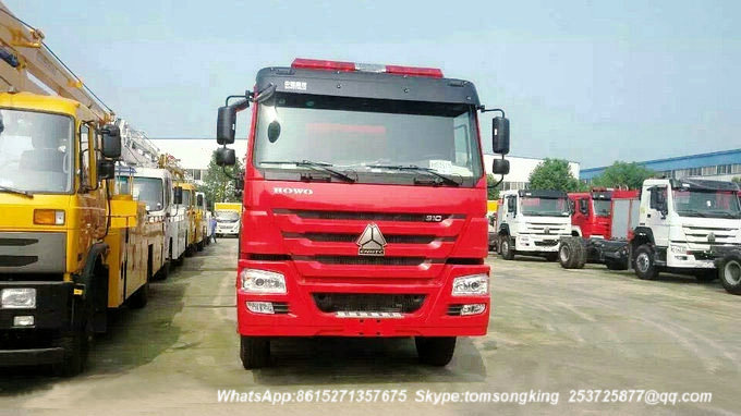 SINOTRUCK HOWO 8x4 Fire Sprinklers Water Tank 28000L with Fire Pump