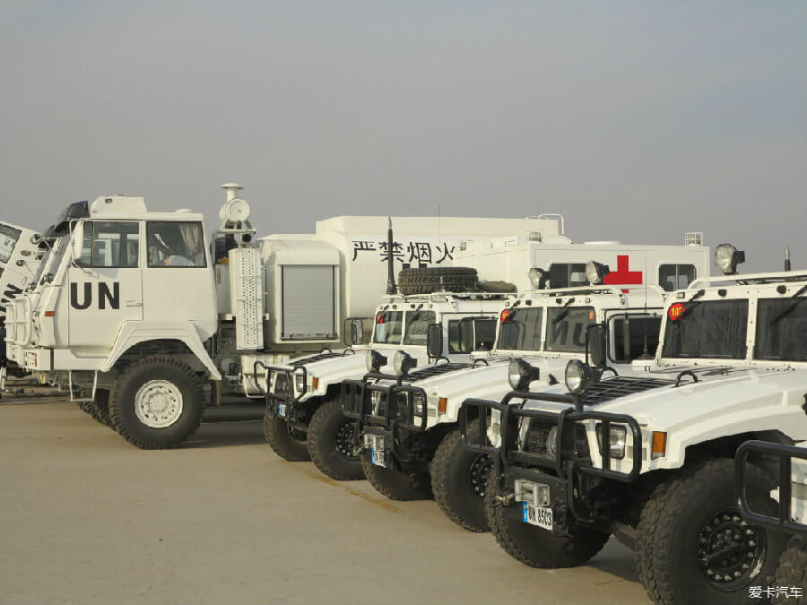  Dongfeng Brave warrior Offroad Field-operations Emergency Support Ambulance